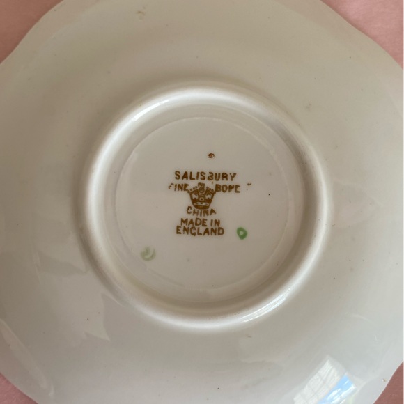 EUC Vtg Salisbury Fine Bone China Teacup and Saucer in a Pansy Pattern - Picture 9 of 9